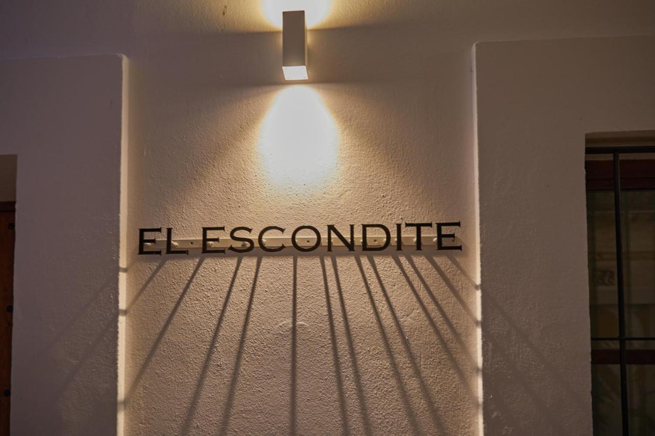 El Escondite Tarifa Luaran gambar